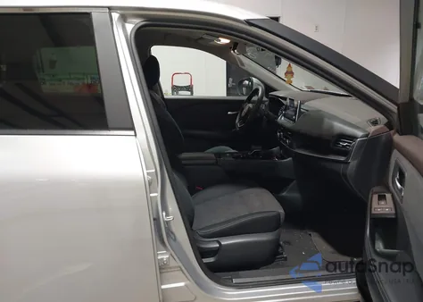 2023 Nissan Rogue Sv Fwd z USA, uszkodzony, nr VIN 5N1BT3BA0PC798219